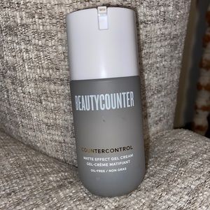 Beautycounter Matte Effect Gel Cream